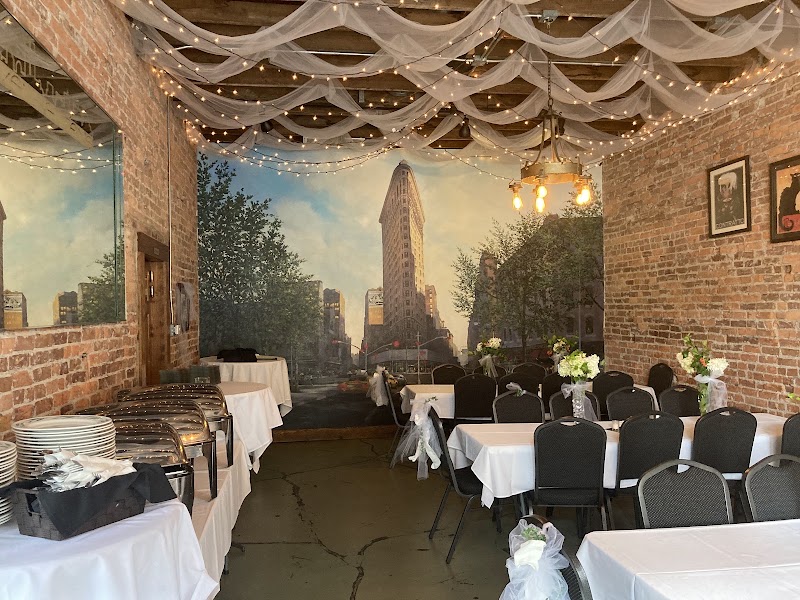 Manhattan's Pub 'n Cheer - Event Venue in Toledo, Ohio
