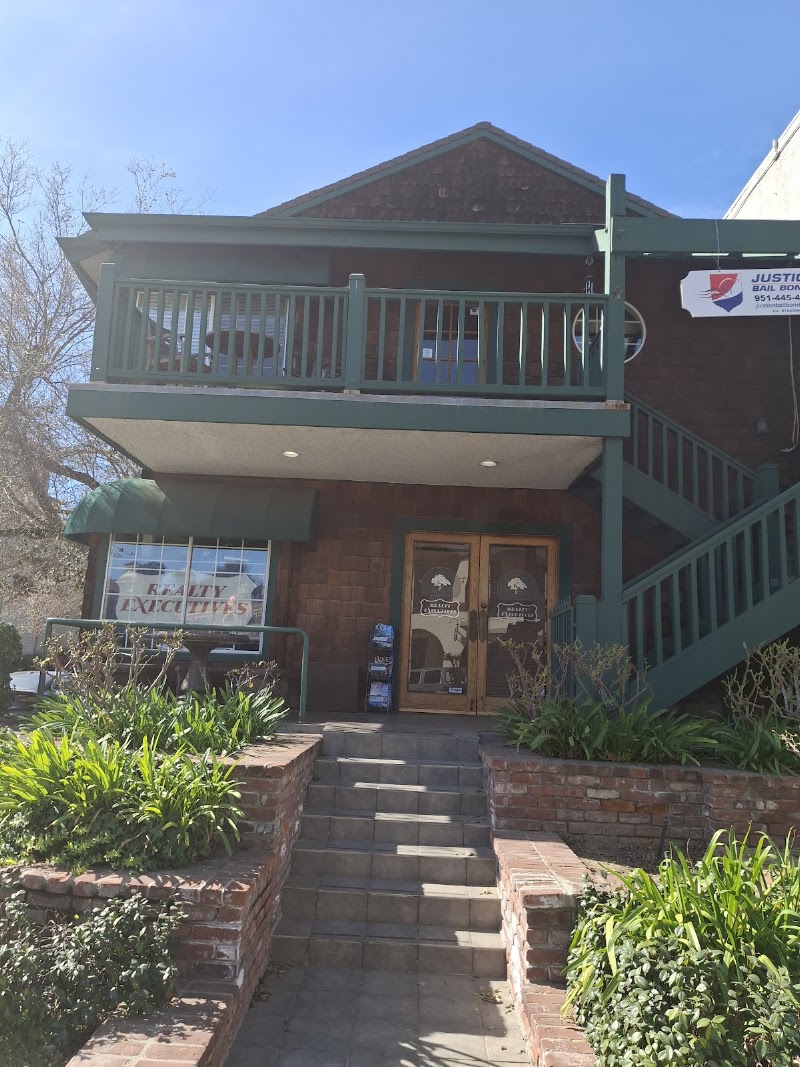 Oak Park Executive Office Suites - Event Venue in Temecula, California