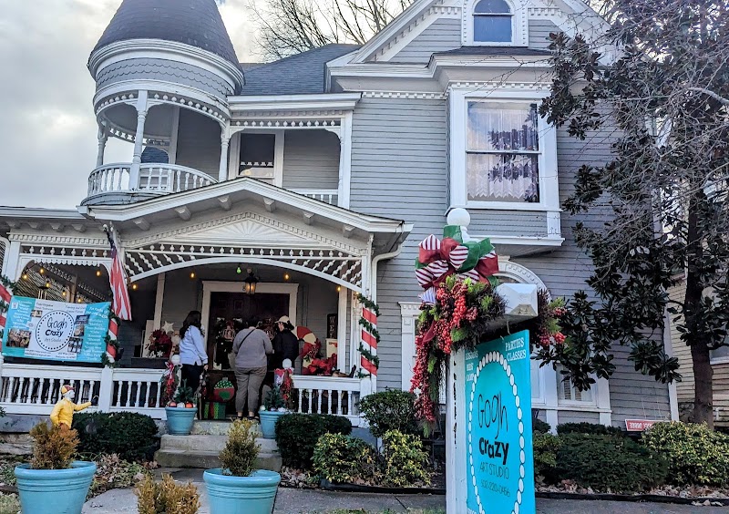 Gogh Crazy Art Studio - Event Venue in Shelbyville, Kentucky
