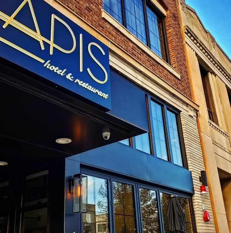 The Apis Hotel & Restaurant - Event Venue in Kenosha, Wisconsin