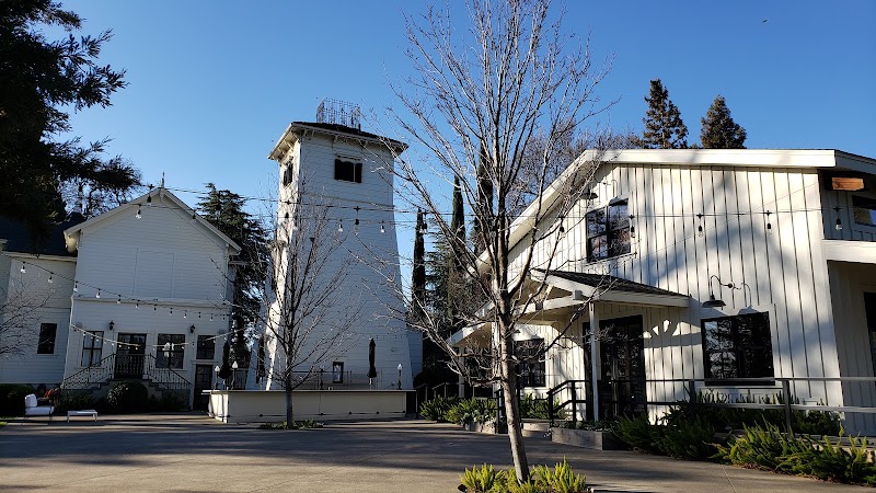 Inn at Park Winters - Event Venue in Winters, California