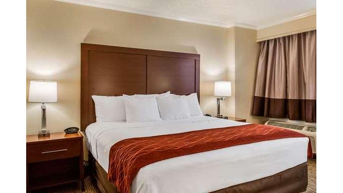 Comfort Inn & Suites At Copeland Tower - Event Venue in Metairie, Louisiana