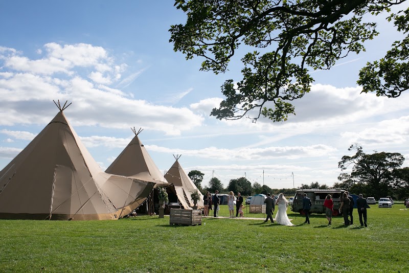 Cattows Farm Weddings - Event Venue in Heather, Leicestershire