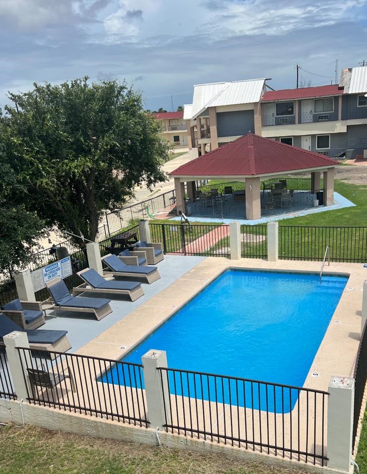 MG INN & SUITES - Event Venue in Zapata, Texas