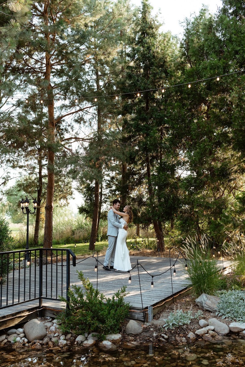 Fourth Street Gardens - Outdoor Wedding Venue - Event Venue in Emmett, Idaho
