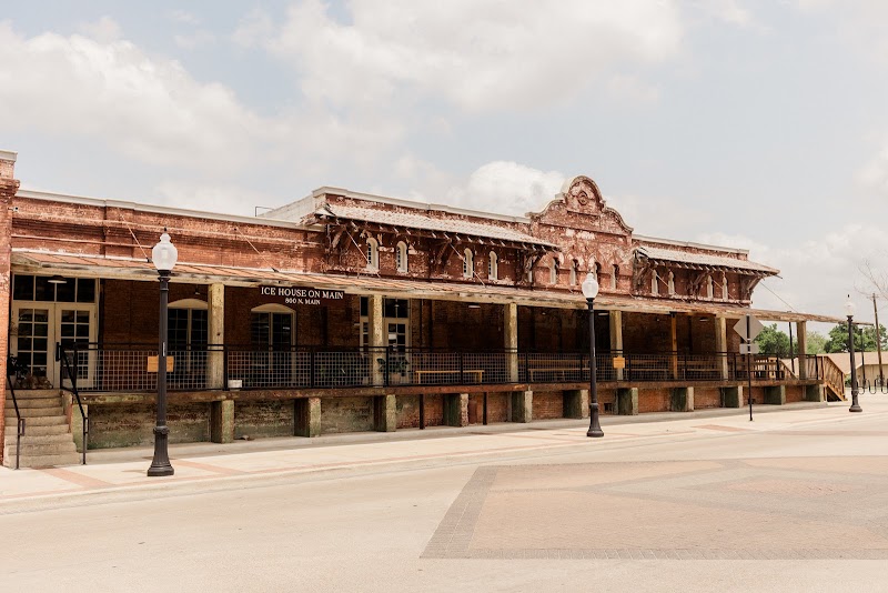 Ice House on Main - Event Venue in Bryan, Texas