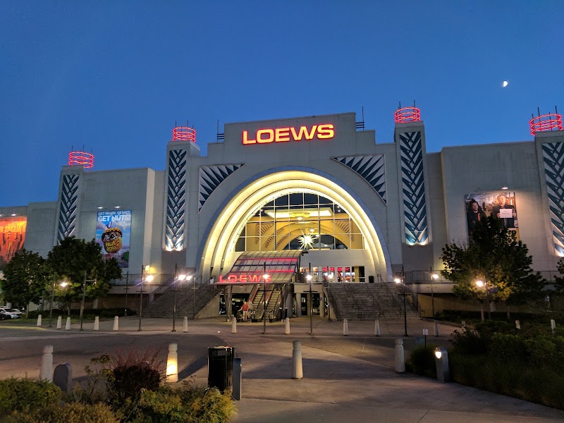 AMC Alderwood Mall 16 - Event Venue in Lynnwood, Washington