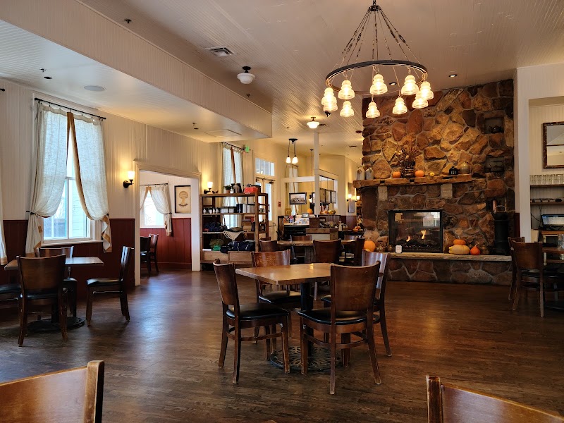 Chautauqua Dining Hall - Event Venue in Boulder, Colorado