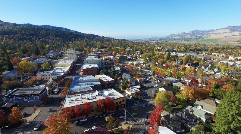 The Columbia Hotel - Event Venue in Ashland, Oregon