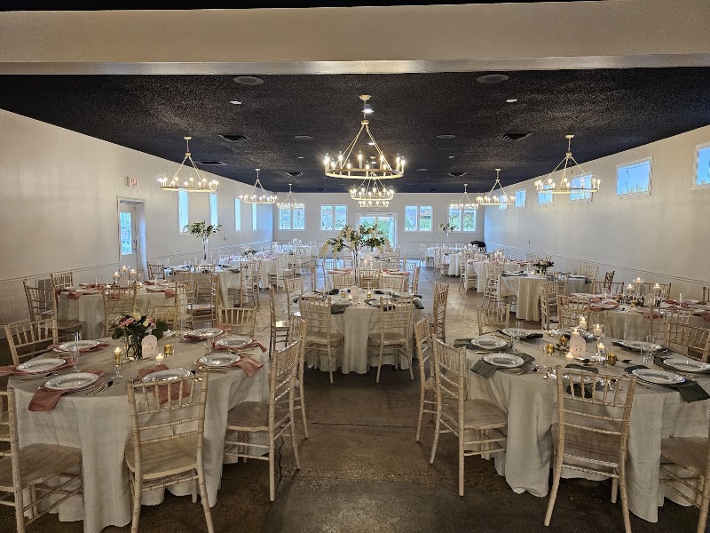 Olive & Oak Weddings and Events - Event Venue in Edwards, Illinois