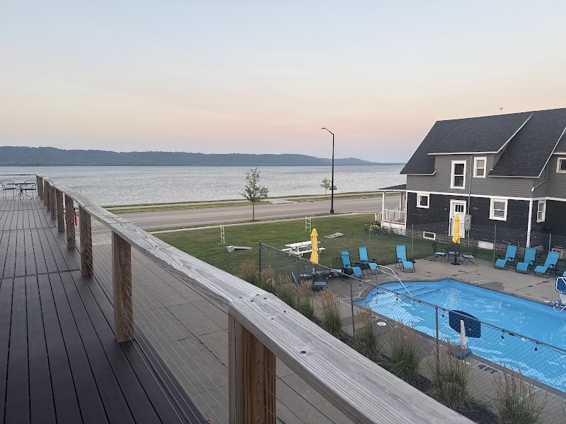 Double Room - Event Venue in Lake City, Minnesota