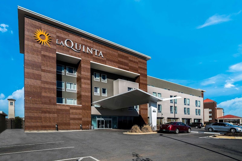 La Quinta Inn & Suites by Wyndham Tuscaloosa University - Event Venue in Tuscaloosa, Alabama