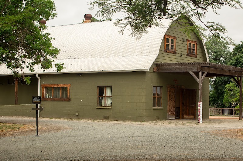 Richwine Vineyards - Event Venue in Myrtle Creek, Oregon