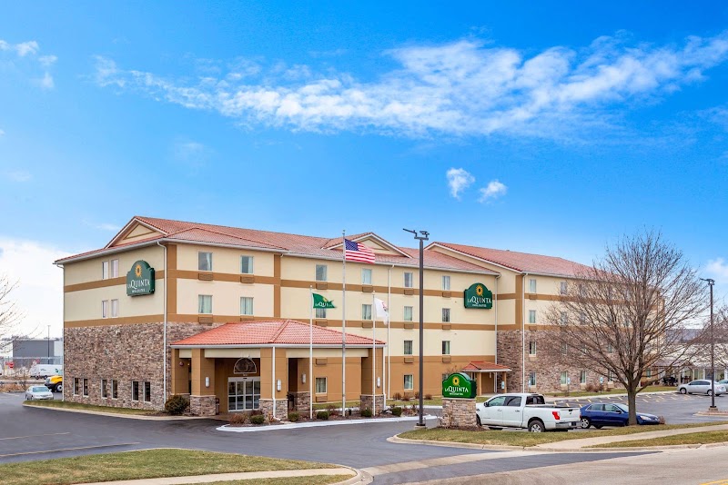 La Quinta Inn & Suites by Wyndham Rockford - Event Venue in Rockford, Illinois