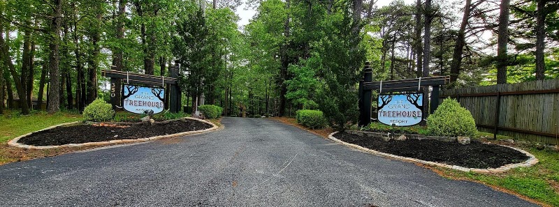 The Grand Treehouse Resort - Event Venue in Eureka Springs, Arkansas