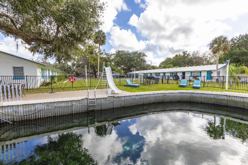 King’s Bay Lodge - Event Venue in Crystal River, Florida