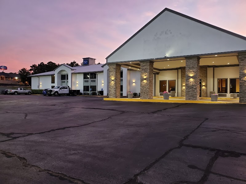 Clarion Pointe Marshall & East End Conference Center - Event Venue in Marshall, Texas