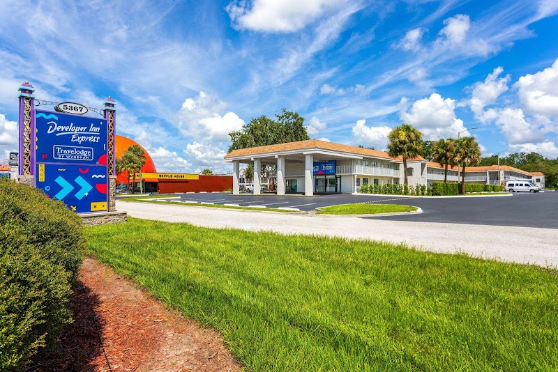 Travelodge by Wyndham Orlando Lake Buena Vista South - Event Venue in Kissimmee, Florida