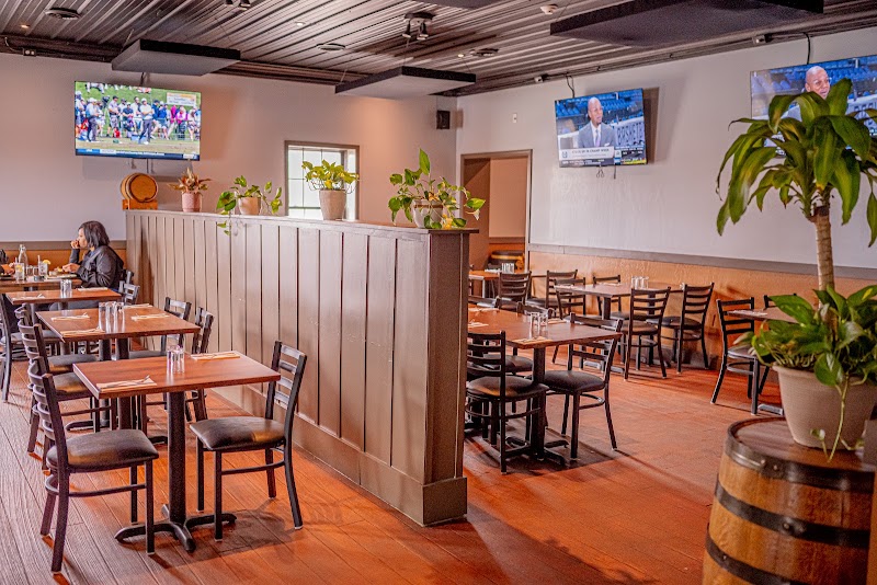 Barrel House Restaurant and Bar - Event Venue in Mt. Juliet, Tennessee