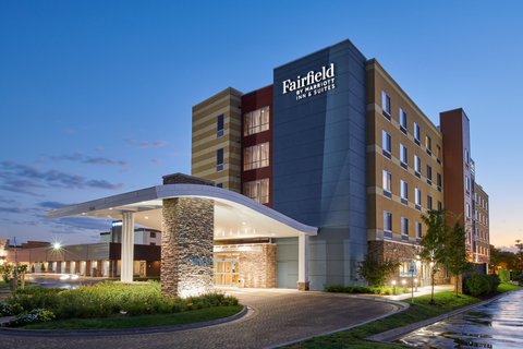 Fairfield Inn & Suites Chicago O'Hare - Event Venue in Des Plaines, Illinois