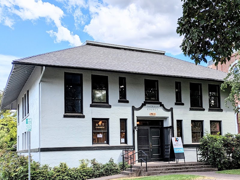 Art Presence Art Center - Event Venue in Jacksonville, Oregon