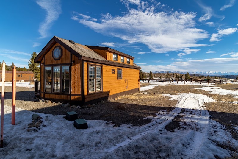 Sierra Meadows Ranch, Lodging and Equestrian Boarding - Event Venue in Mammoth Lakes, California
