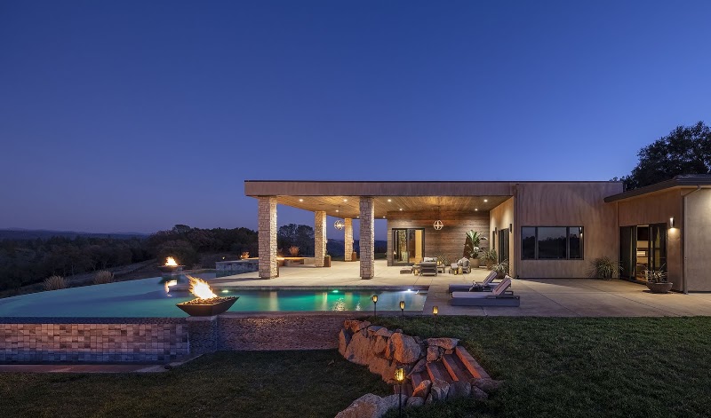 Black Oak Mountain Vineyards - Event Venue in Cool, California