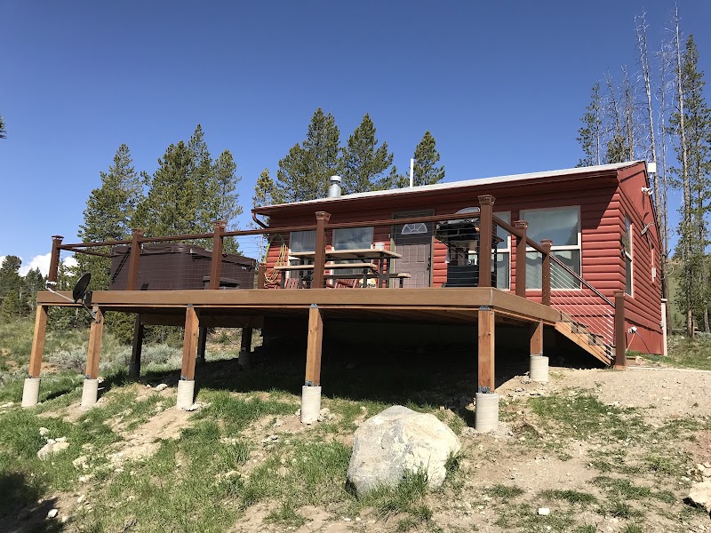Whispering Pines Guest Cabin - Event Venue in Anaconda, Montana