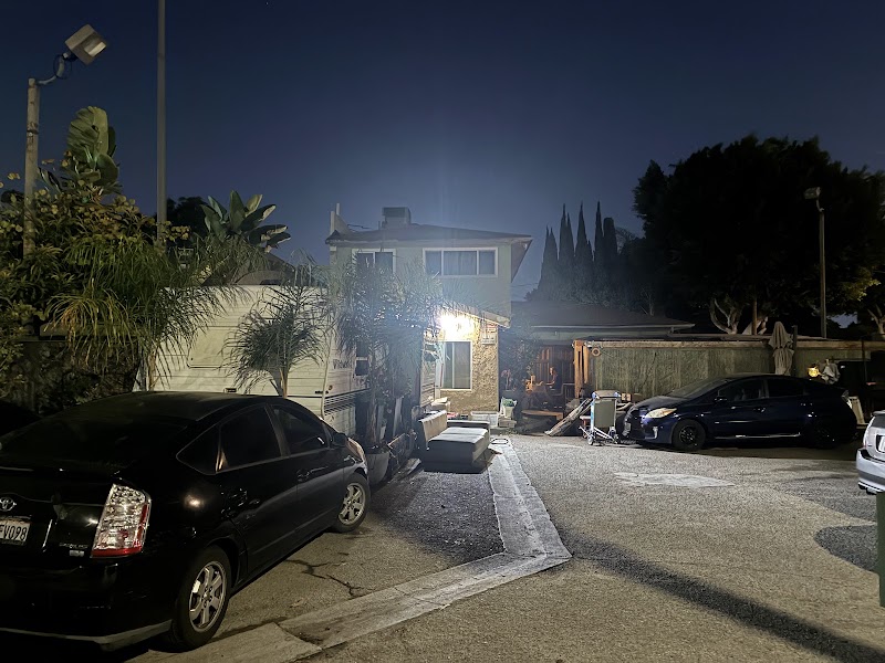 LAX Guest House - Event Venue in Inglewood, California