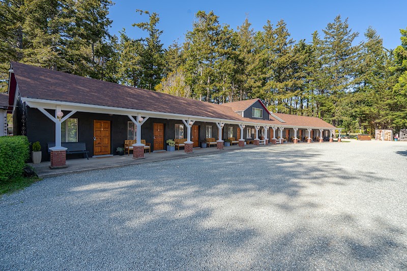 b.side motel+rv - Event Venue in Bandon, Oregon
