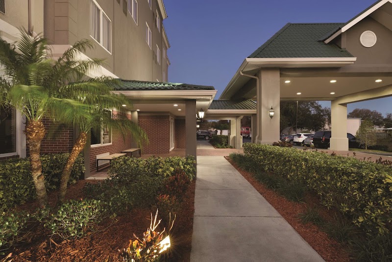 Country Inn & Suites by Radisson, St. Petersburg - Clearwater, FL - Event Venue in Pinellas Park, Florida
