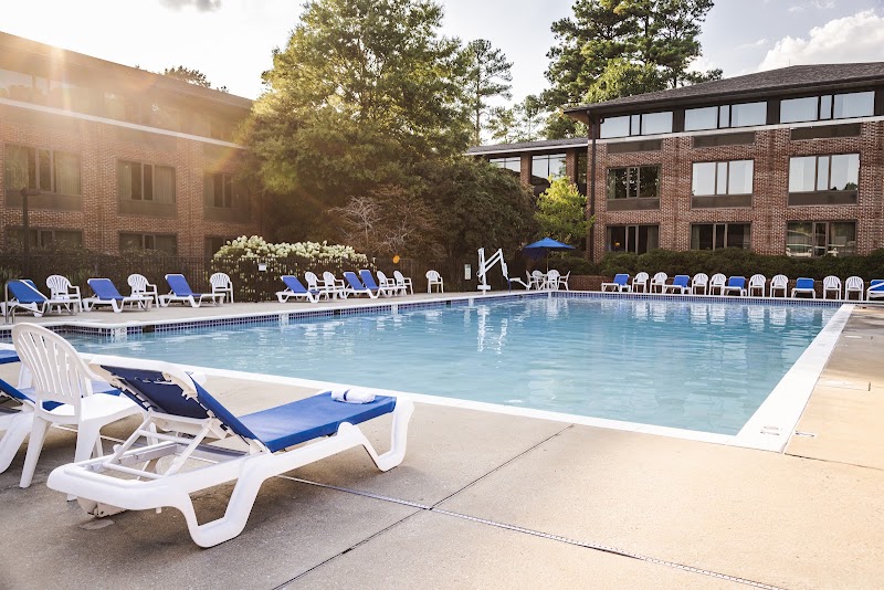 Williamsburg Woodlands Hotel & Suites - Event Venue in Williamsburg, Virginia