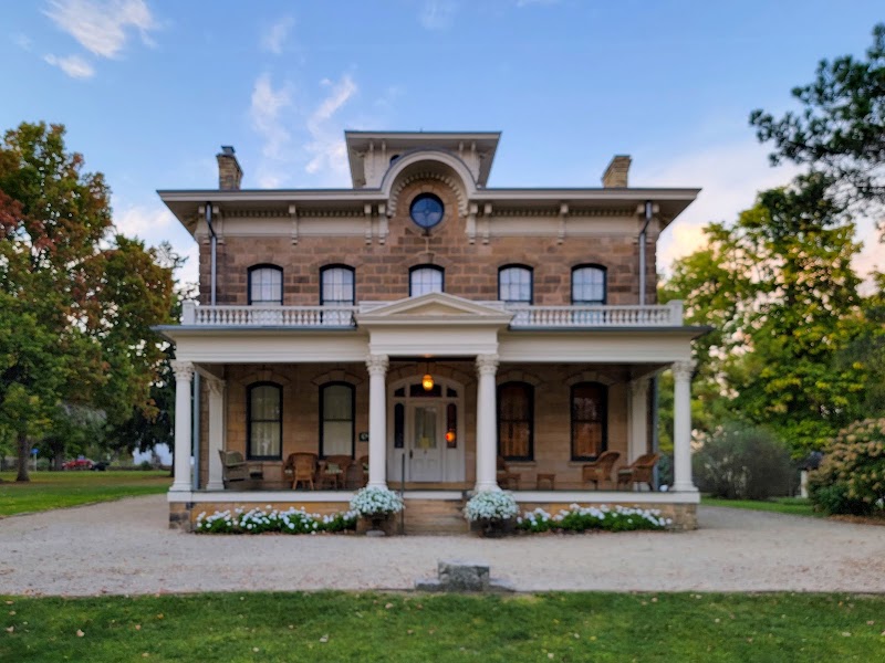 Orchard Lawn - Event Venue in Mineral Point, Wisconsin