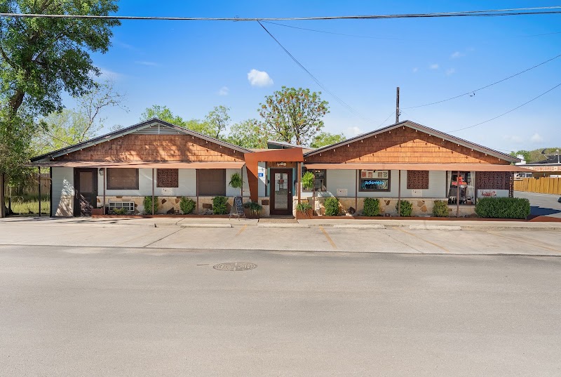 Square Inn & The Legacy Lounge - Event Venue in Wimberley, Texas