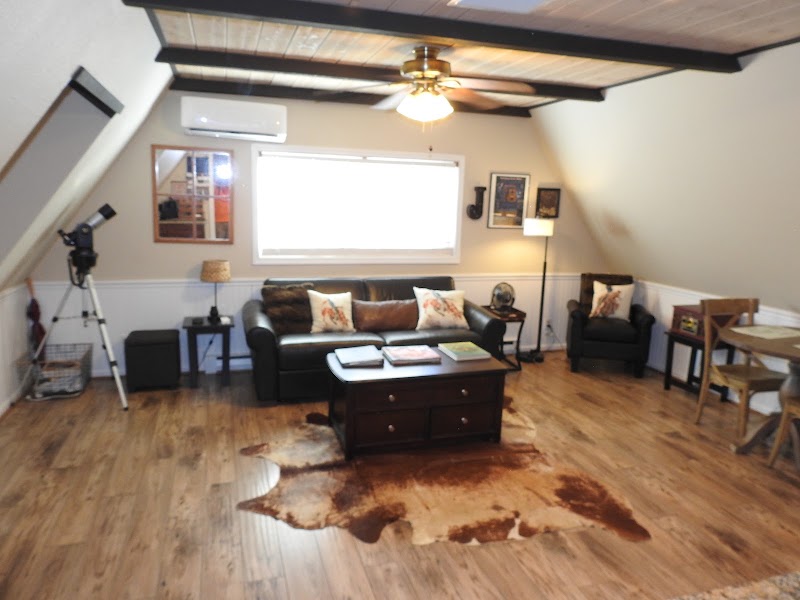 Julian A-Frame Mountain Hideaway (Hollow Glen Road Vacation Rental) - Event Venue in Julian, California