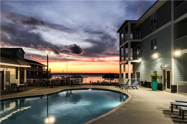 Marina Bay Hotel & Suites, an Ascend Collection Hotel - Event Venue in Chincoteague, Virginia
