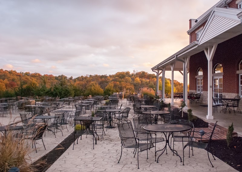 Canterbury Hill Winery and Restaurant - Event Venue in Holts Summit, Missouri