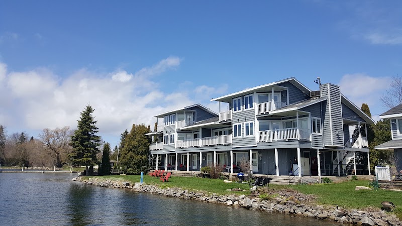 Snug Harbor Inn and Cottages Door County - Event Venue in Sturgeon Bay, Wisconsin