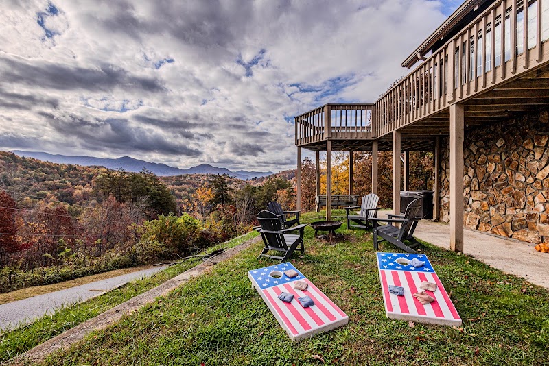 Three Little Bears Retreat - Event Venue in Bryson City, North Carolina