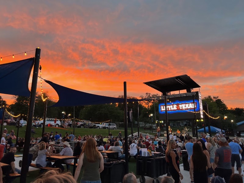 Granary Green - Event Venue in Ralston, Nebraska