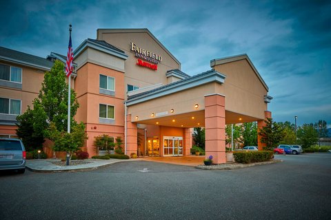 Fairfield by Marriott Inn & Suites Burlington - Event Venue in Burlington, Washington