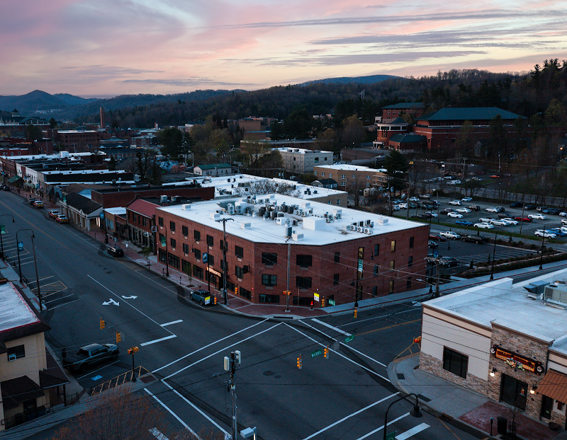 The 1850 Hotel - Event Venue in Boone, North Carolina