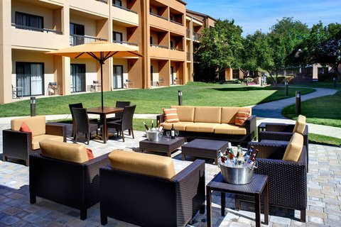Courtyard by Marriott Toledo Airport Holland - Event Venue in Holland, Ohio