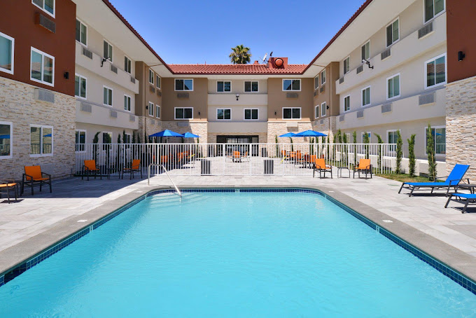 Holiday Inn Express Santa Rosa North by IHG - Event Venue in Santa Rosa, California