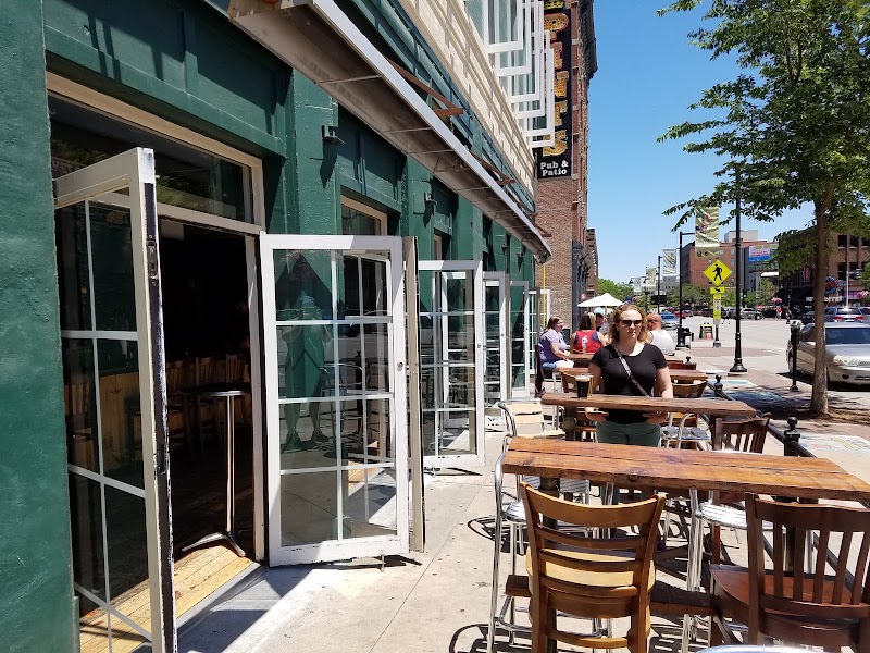 Pints Bar Rooftop - PBR Country - Event Venue in Des Moines, Iowa