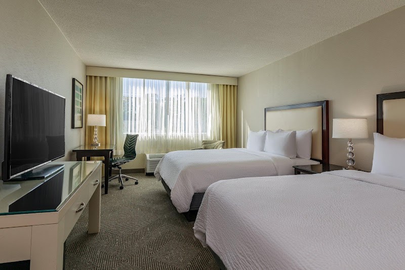 Holiday Inn & Suites Boston-Peabody by IHG - Event Venue in Peabody, Massachusetts