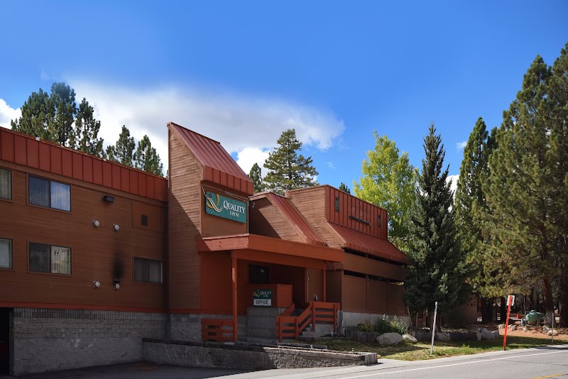 Quality Inn near Mammoth Mountain Ski Resort - Event Venue in Mammoth Lakes, California