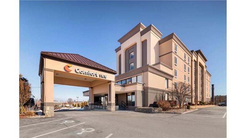 Comfort Inn Manchester Airport - Event Venue in Manchester, New Hampshire