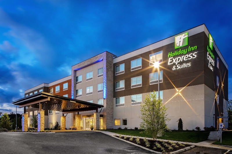 Holiday Inn Express & Suites Madison - Event Venue in Madison, Ohio