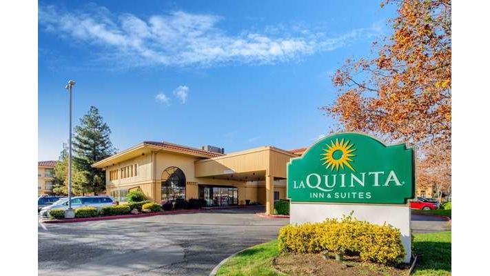 La Quinta Inn & Suites by Wyndham Oakland - Hayward - Event Venue in Hayward, California